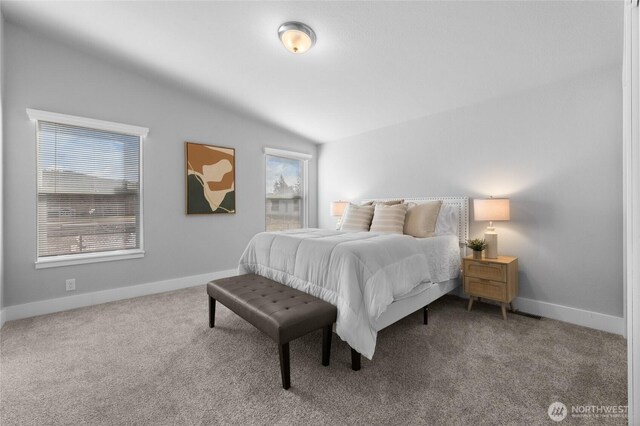 2076 Crystal Mountain Dr Unit 89, Enumclaw, WA 98022 - carpeted bedroom featuring vaulted ceiling and baseboards