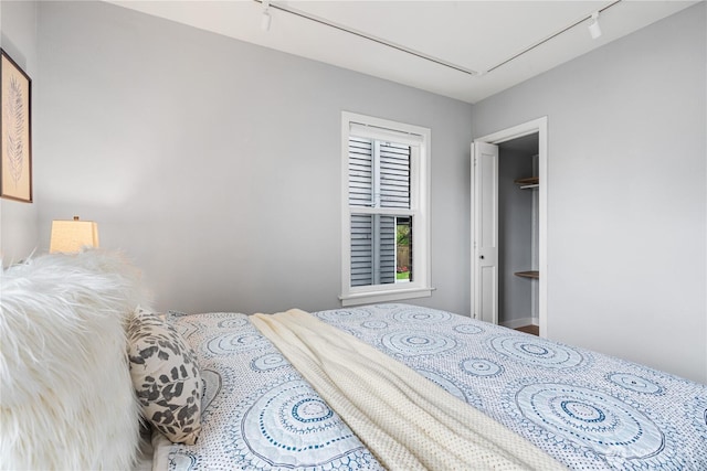 6026 35th Ave NE, Seattle, WA 98115 - bedroom featuring track lighting