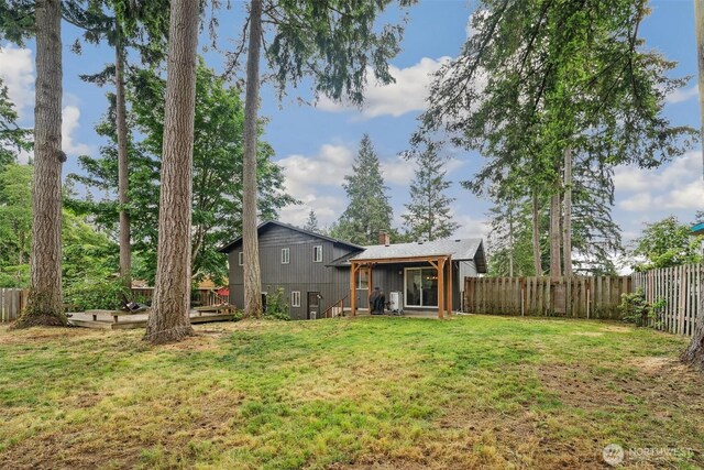 3512 Frances Dr SE, Lacey, WA 98503 - view of yard featuring a wooden deck