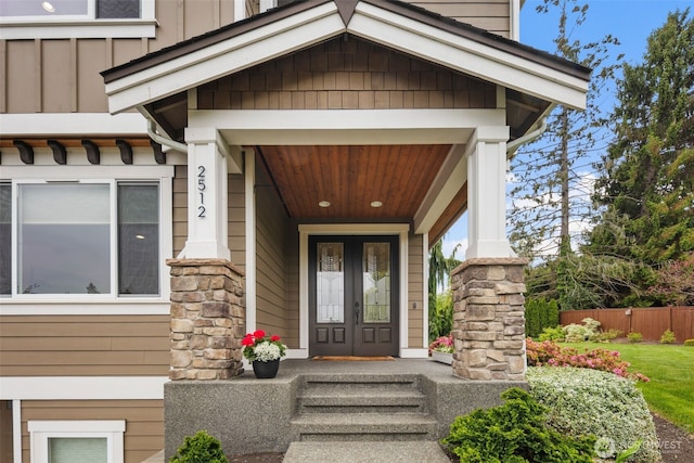 2512 Taylor Dr, Everett, WA 98203 - property entrance featuring covered porch