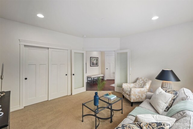 2512 Taylor Dr, Everett, WA 98203 - living room with carpet floors and recessed lighting