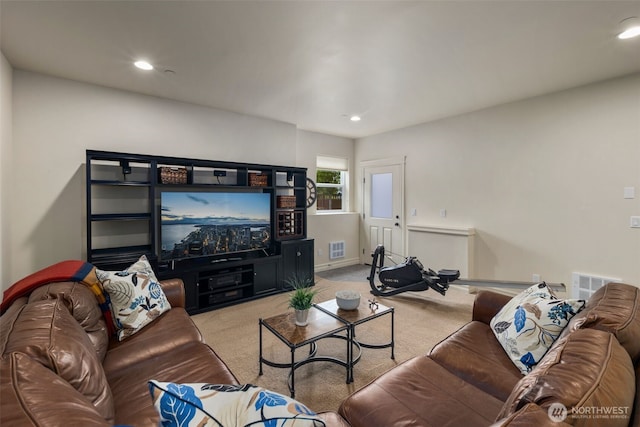 2512 Taylor Dr, Everett, WA 98203 - carpeted living area with recessed lighting