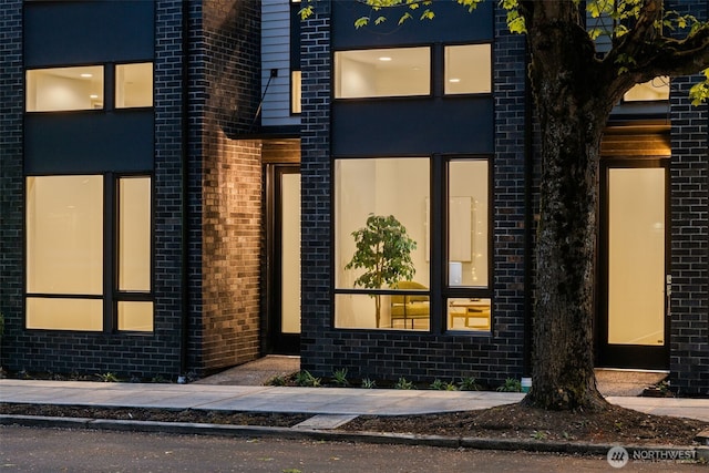 1108C 34th Ave, Seattle, WA 98122 - view of front facade featuring brick siding