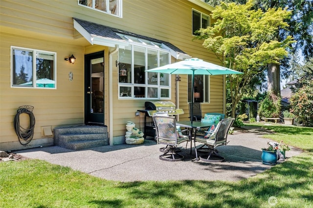3924 Montgomery Ct, Mount Vernon, WA 98274 - view of patio featuring entry steps and grilling area
