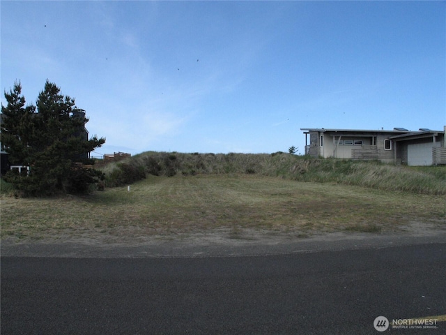 31105 G St, Ocean Park, WA 98640