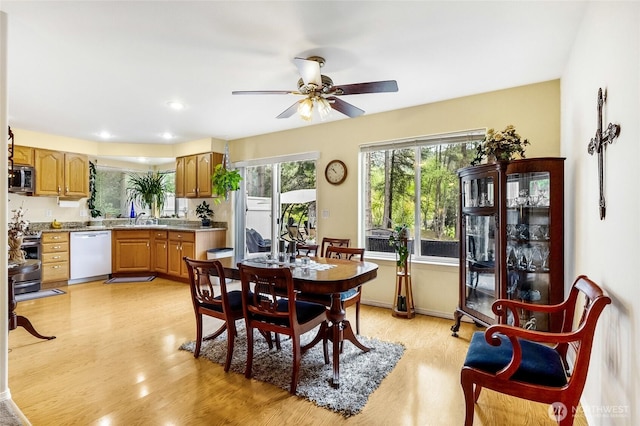 1811 Hundley Rd, Cle Elum, WA 98922 - dining space with light wood-type flooring, a ceiling fan, and recessed lighting