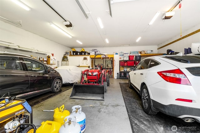 1811 Hundley Rd, Cle Elum, WA 98922 - garage with a garage door opener