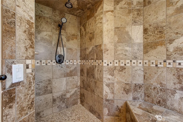 211 Blake St, Enumclaw, WA 98022 - full bath featuring tiled shower
