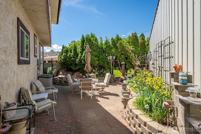 517 Marginal Way, Quincy, WA 98848 - view of patio / terrace with outdoor dining area