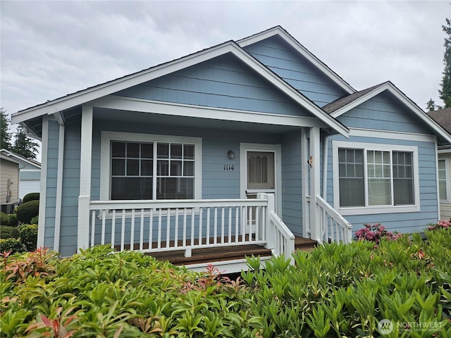 1114 Sinclair Way Unit 63, Burlington, WA 98233 - bungalow-style home featuring a porch