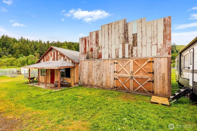 5809 162nd Ave E, Sumner, WA 98390 - view of barn featuring a yard
