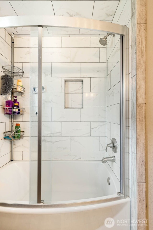 5809 162nd Ave E, Sumner, WA 98390 - full bathroom featuring shower / bathtub combination