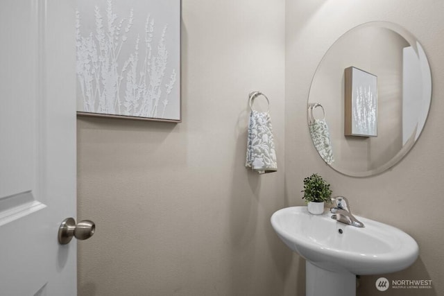 8657 Atlas Ave NE, Lacey, WA 98516 - bathroom featuring a sink