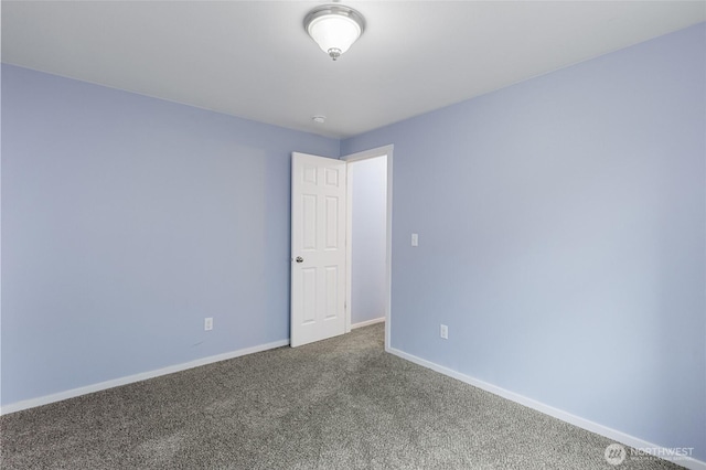 600 S County Rd, Warden, WA 98857 - carpeted empty room featuring baseboards