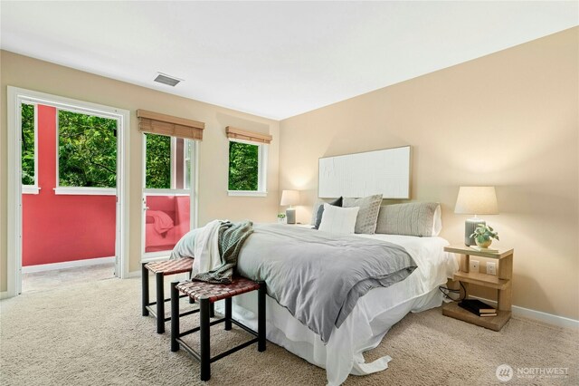 701 Galer St Unit 808, Seattle, WA 98109 - carpeted bedroom featuring baseboards