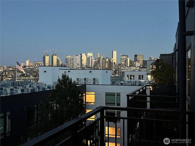 701 Galer St Unit 808, Seattle, WA 98109