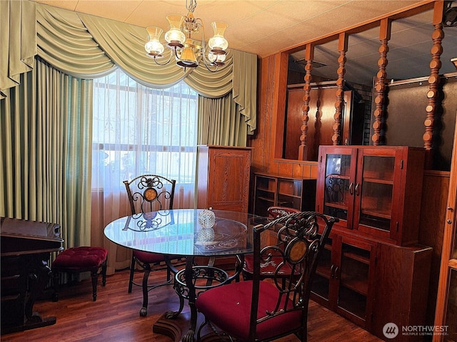 2003 2nd Ave W, Bremerton, WA 98312 - dining space featuring a chandelier and wood finished floors