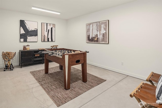 11320 113th Pl NE, Kirkland, WA 98033 - recreation room with baseboards