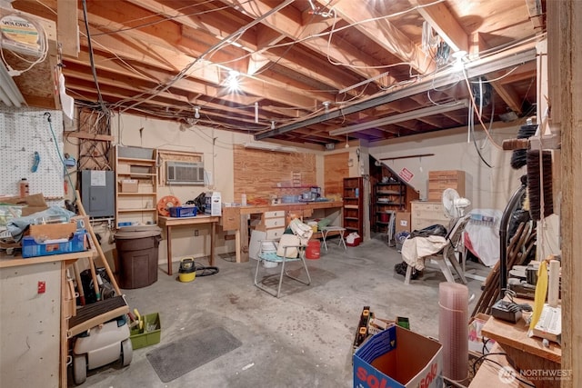 513 K St SW, Quincy, WA 98848 - unfinished basement featuring a workshop area