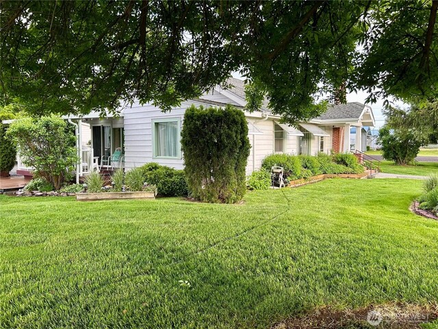302 N 2nd St, Coulee City, WA 99115 - photo 1