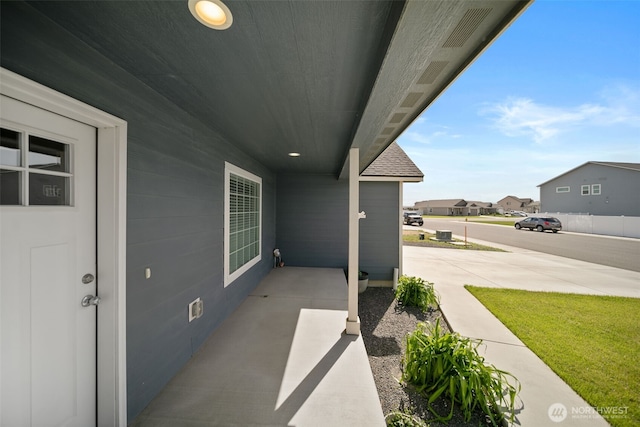 1620 2nd Ave SW, Quincy, WA 98848 - view of patio / terrace with a residential view