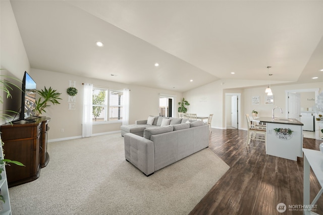1620 2nd Ave SW, Quincy, WA 98848 - living area with lofted ceiling, dark wood-style floors, baseboards, and recessed lighting