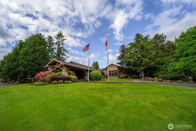 5426 Quail Run, Blaine, WA 98230 - view of front of house featuring a front lawn
