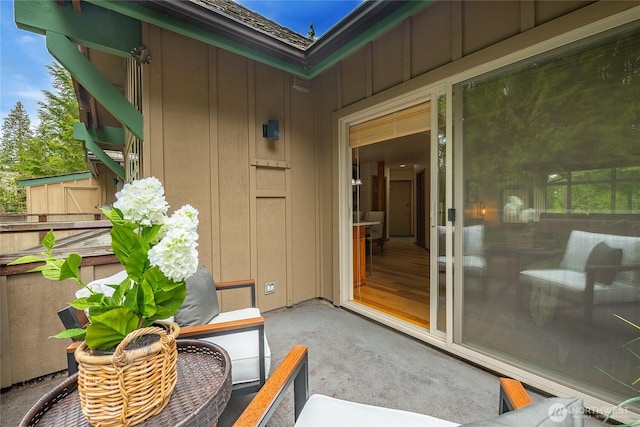 5430 Snow Goose Ln Unit 202, Blaine, WA 98230 - doorway to property with board and batten siding