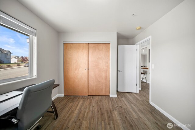 1348 Wheatridge Dr, East Wenatchee, WA 98802 - home office featuring wood finished floors and baseboards