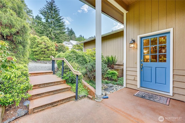 view of property entrance