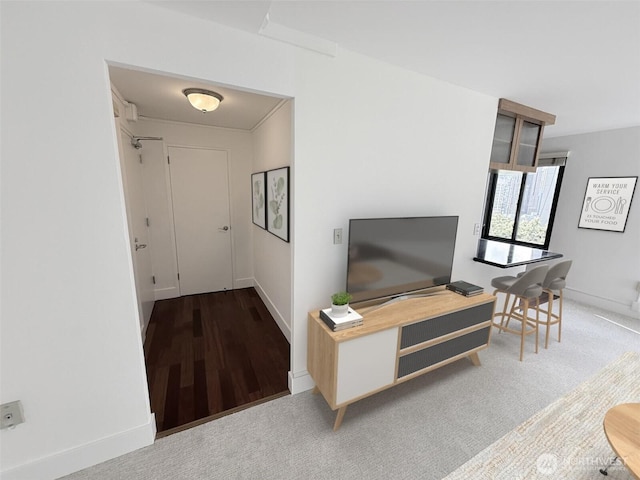 1105 Spring St Unit 904, Seattle, WA 98104 - living area featuring baseboards