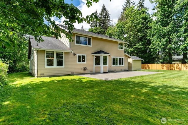 5215 E Lake Bosworth Dr, Snohomish, WA 98290 - rear view of property with a patio and a shingled roof