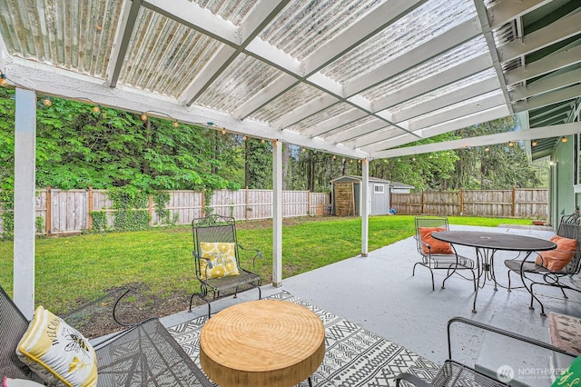 8918 108th St SW, Lakewood, WA 98498 - view of patio featuring outdoor dining area