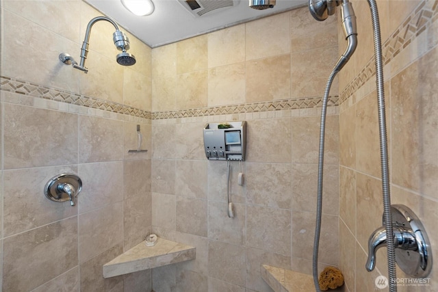 1032 Edgewater Ln, Moses Lake, WA 98837 - full bathroom featuring tiled shower