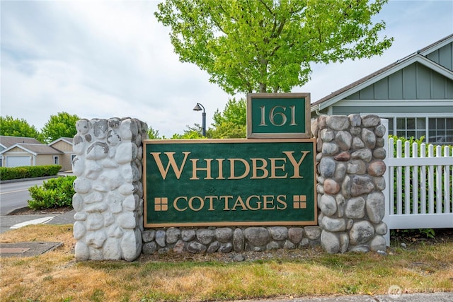 161 W Whidbey Ave Unit 4, Oak Harbor, WA 98277 - view of community / neighborhood sign