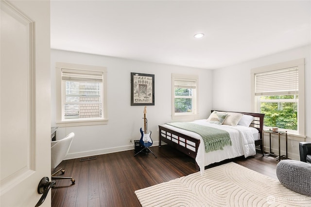 1014 Cherry Ave NE, Bainbridge Island, WA 98110 - bedroom featuring dark wood-type flooring, baseboards, and recessed lighting