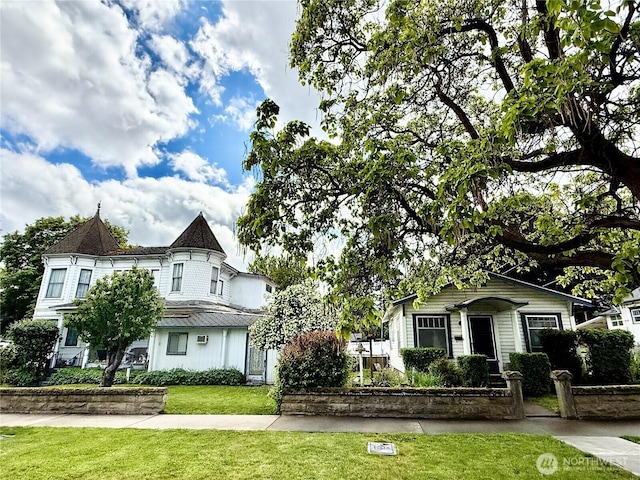 303307 N 3rd St, Dayton, WA 99328 - view of victorian house