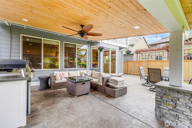 30630 122nd Ave SE, Auburn, WA 98092 - view of patio with outdoor lounge area and ceiling fan