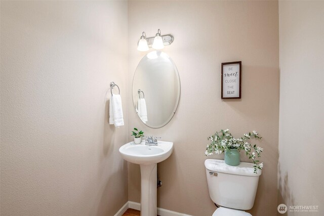 7628 Kodiak Ave NE, Lacey, WA 98516 - half bath with toilet