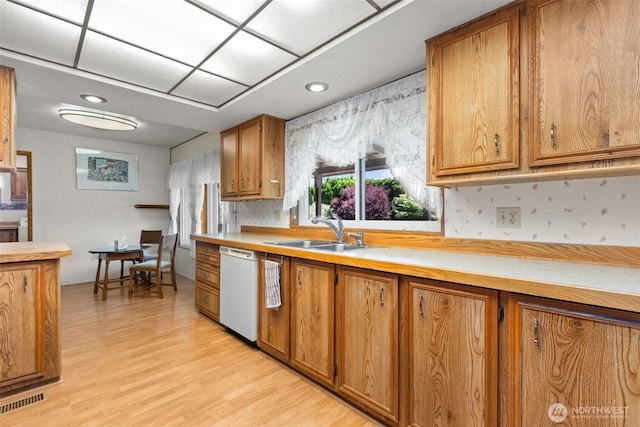 11436SE 208th St Unit 188, Kent, WA 98031 - kitchen featuring dishwasher, light countertops, light wood-type flooring, and recessed lighting