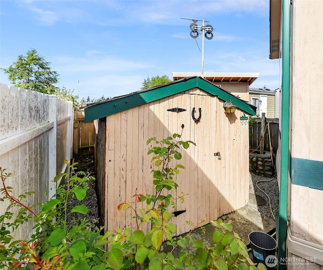 7704 Birch Bay Dr Unit 2805, Blaine, WA 98230 - view of shed featuring a fenced backyard