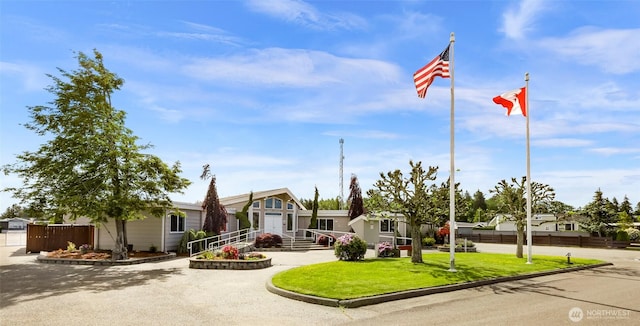 7704 Birch Bay Dr Unit 2805, Blaine, WA 98230 - view of mid-century home