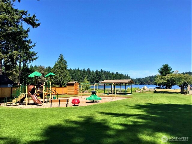 10516 Pioneer Dr, Anderson Island, WA 98303 - photo 9