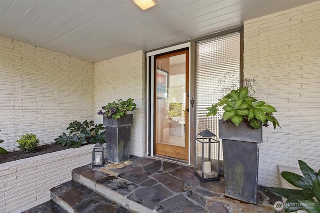 1505 E Horizon Dr, Mukilteo, WA 98275 - doorway to property featuring brick siding