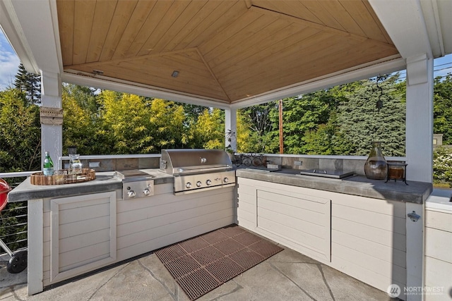1505 E Horizon Dr, Mukilteo, WA 98275 - view of patio / terrace