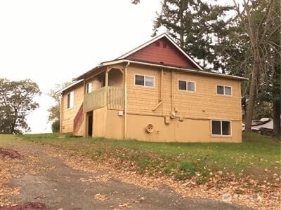 9825 13th Ave SW, Burien, WA 98106 - view of side of home