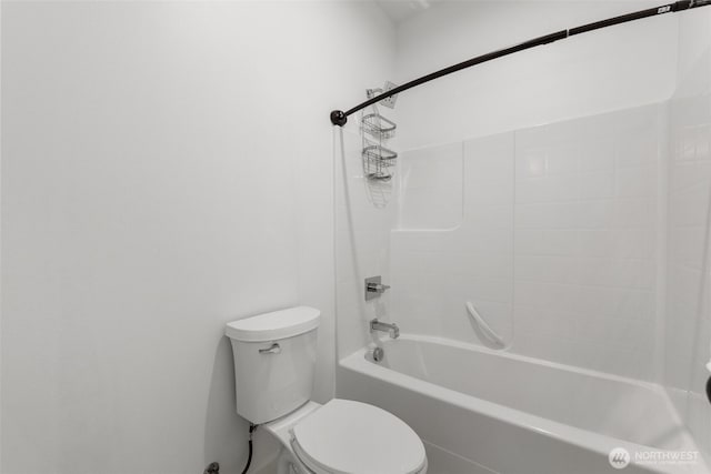 10815 NE 190th Pl, Bothell, WA 98011 - bathroom featuring toilet and shower / bathtub combination