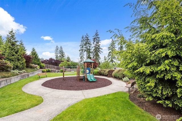 10815 NE 190th Pl, Bothell, WA 98011 - view of communal playground