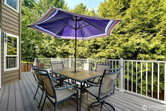 13218 42nd Ave W, Mukilteo, WA 98275 - wooden terrace with outdoor dining space