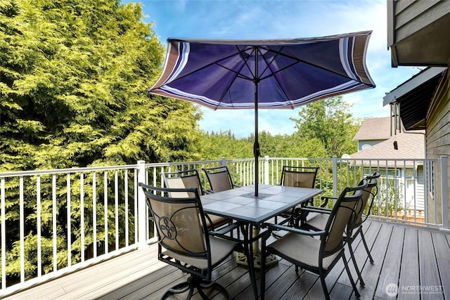 13218 42nd Ave W, Mukilteo, WA 98275 - wooden deck with outdoor dining area